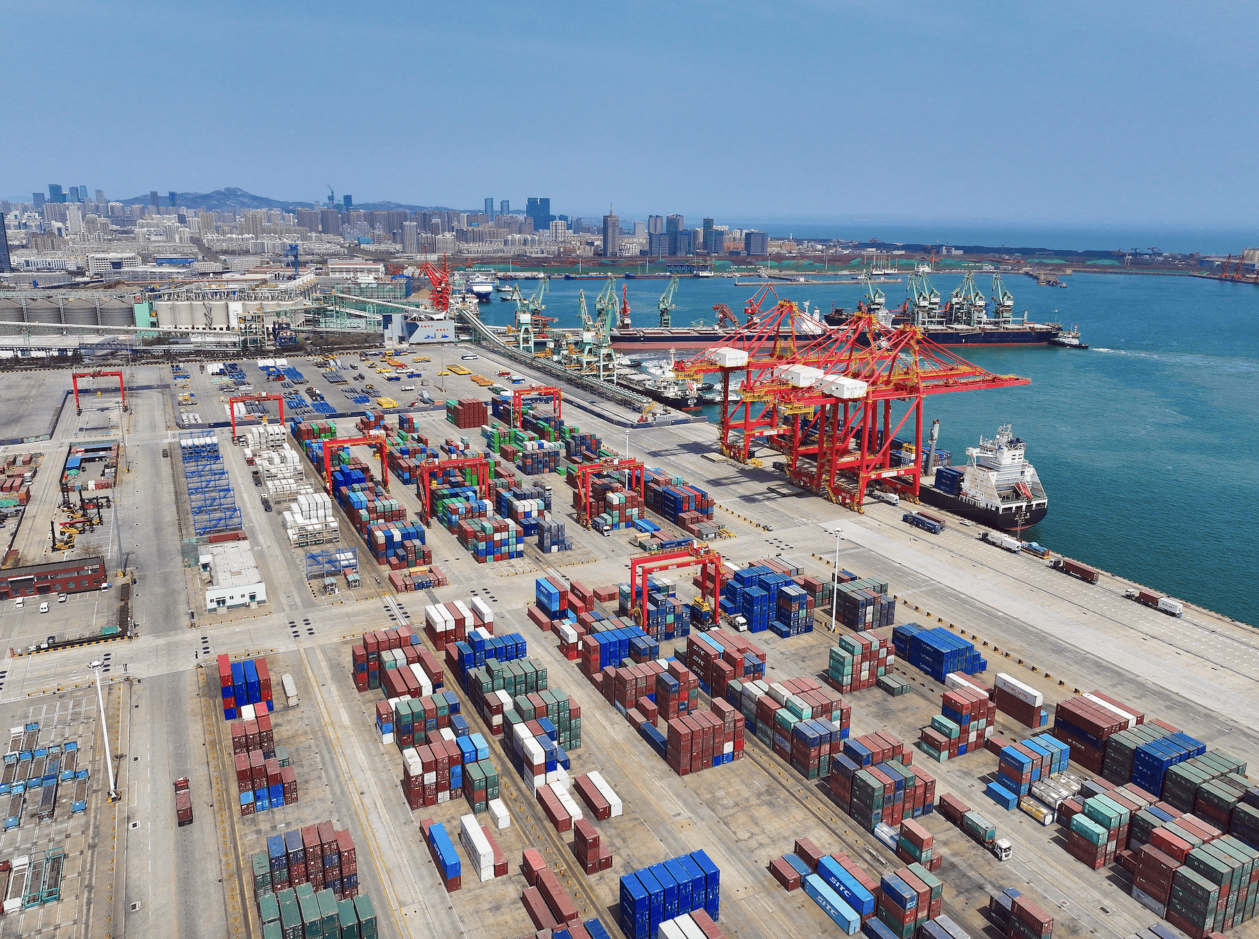 日本职业联赛杯_强硬反制日本职业联赛杯，中方对美所有进口商品加征关税税率提高至84%