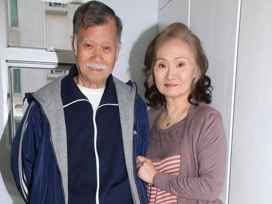 皇冠信用出租代理_香港女星雪妮病逝皇冠信用出租代理，享年77岁，丈夫唐佳上月坠亡，曾透露希望能与妻子一起离世