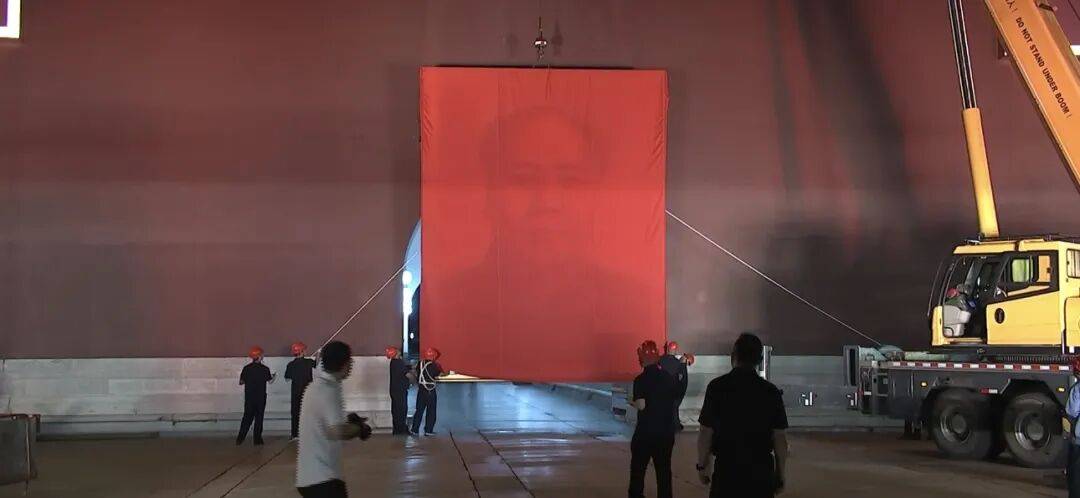 兰讷斯vs哥本哈根_天安门城楼毛主席画像“换新”