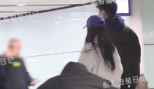 NBA篮球返水_他俩没分手但被拍到吵架了NBA篮球返水，吵得很凶......