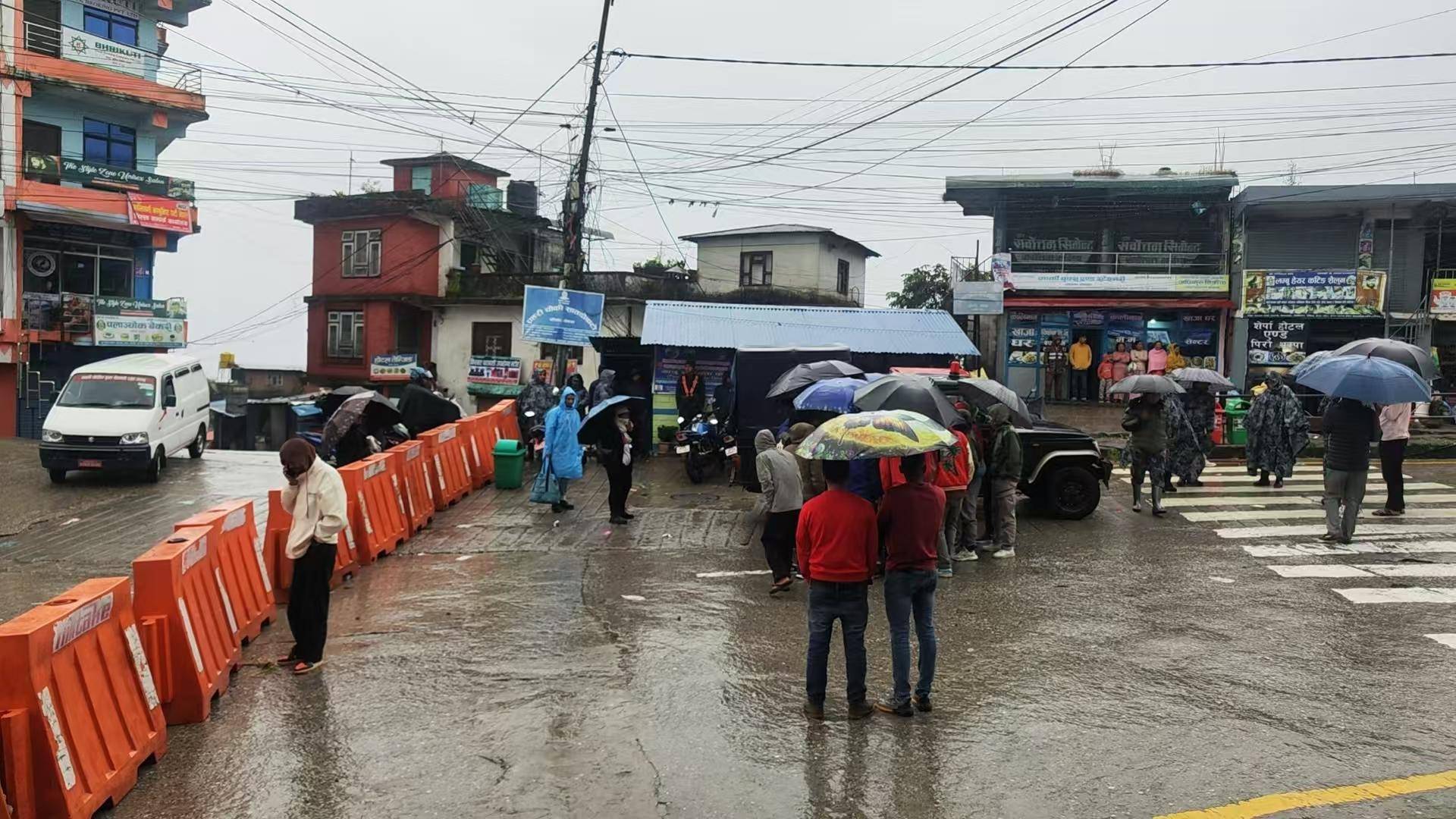 信用网怎么注册_从尼泊尔回国手机遭“保护性关停”信用网怎么注册，8天仍未恢复 当事人：在海拔4000多米路边冻到崩溃