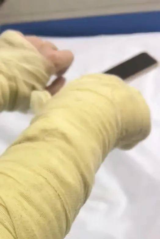 皇冠信用網网址_女主播称遭伪装快递包裹炸伤皇冠信用網网址，湖南警方通报