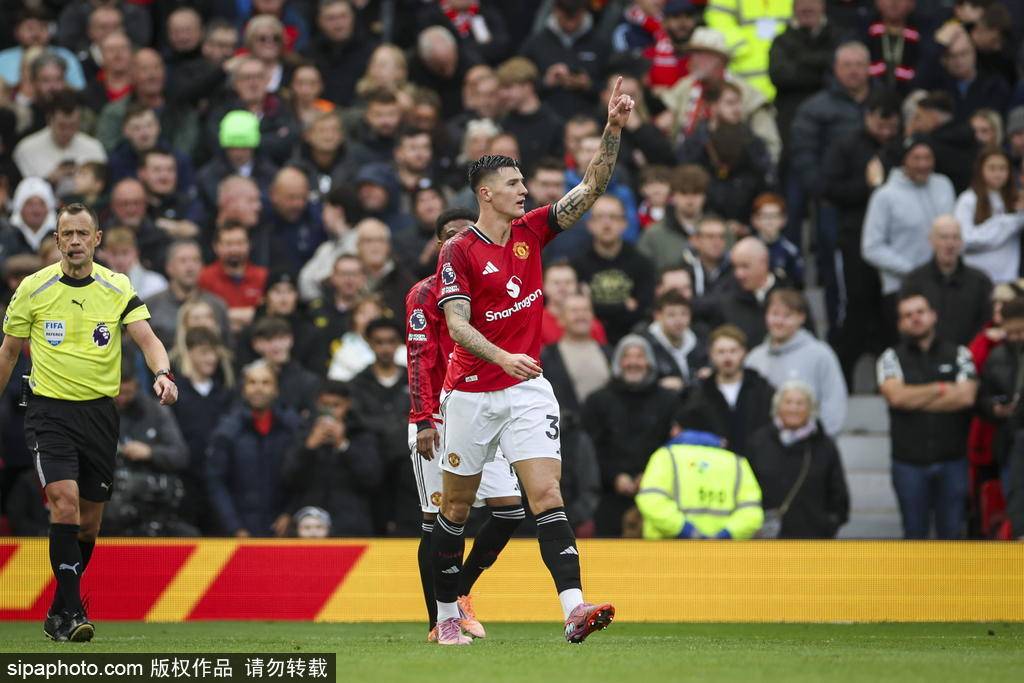 皇冠信用網代理_观战台：利物浦大战曼联+拜仁火拼多特 阿森纳冲五连胜