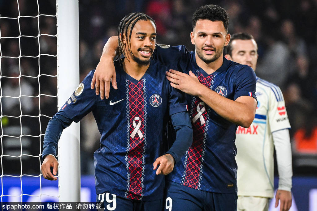 皇冠信用網出租_进球大战皇冠信用網出租！法甲-巴尔科拉破门 巴黎连追2球3-3斯特拉斯堡