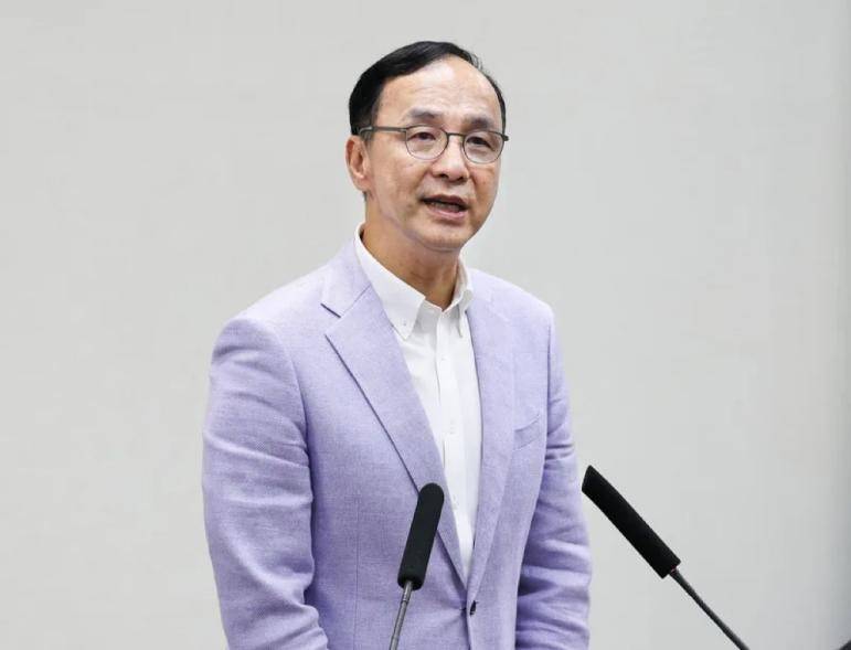 皇冠信用网代理注册_台媒：交棒郑丽文皇冠信用网代理注册，朱立伦月底率211名党务主管、干部辞职