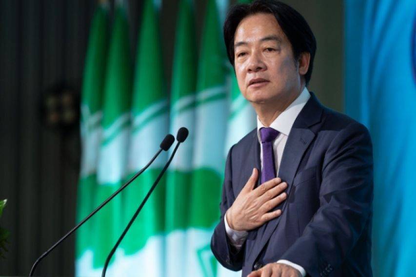 皇冠信用在线开户_登机赴京前皇冠信用在线开户，郑丽文公布人事名单，朱立伦回应特殊，不准打破惯例！民进党当局急也晚了