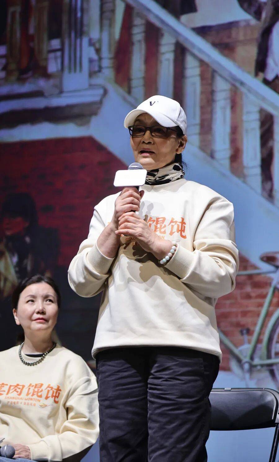 怎么申请皇冠信用網_沪上著名演员集体现身！全员哽咽全场动容怎么申请皇冠信用網，有人不惜为它抵押房产！面世在即，最新剧透