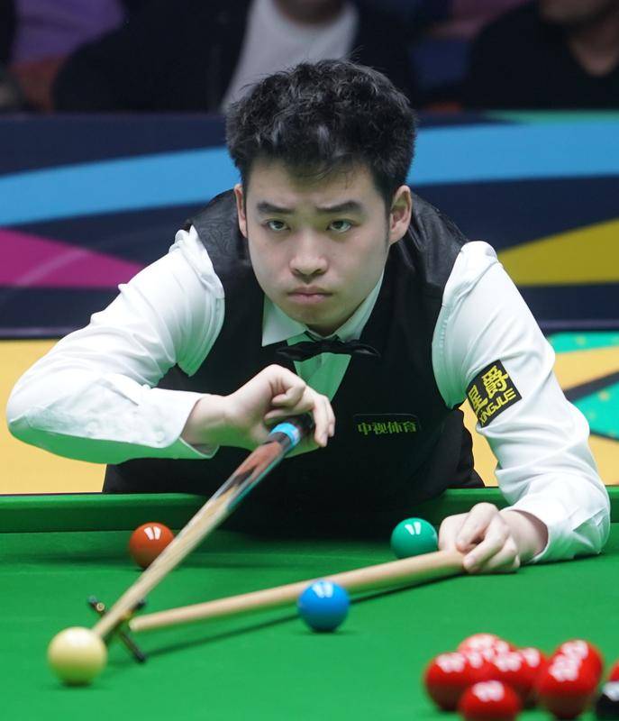 皇冠welcome注册账号_斯诺克英锦赛首日中国选手1胜1负 斯佳辉零封对手晋级