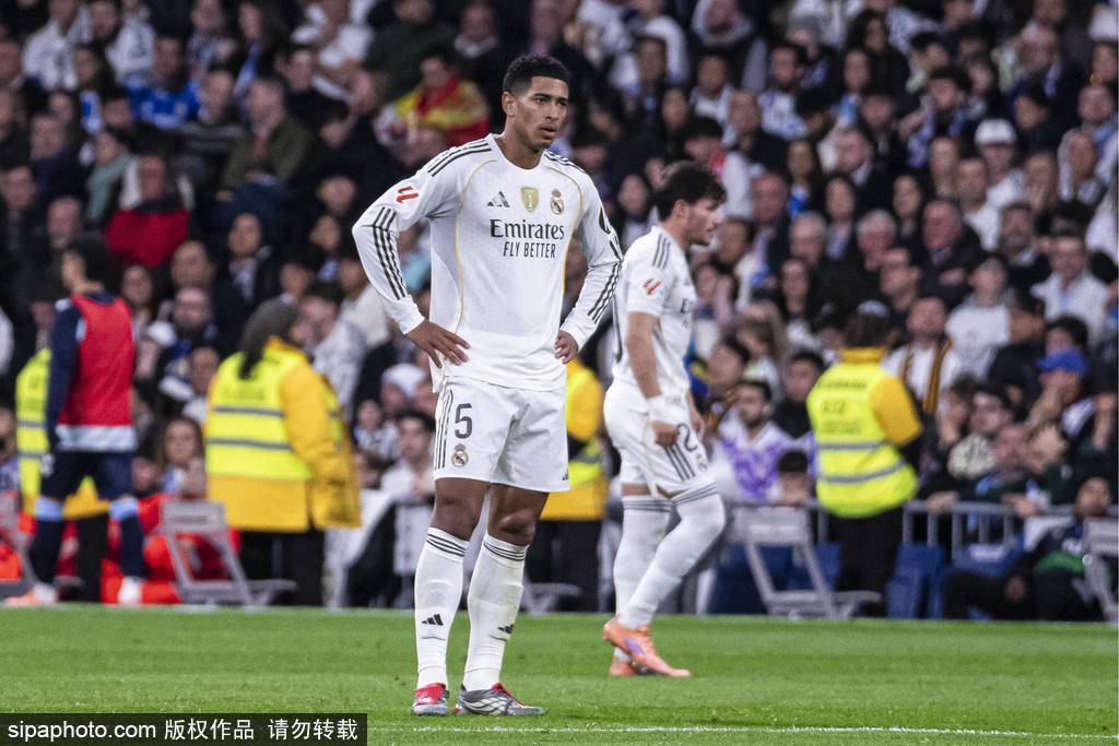 C罗确认2026世界杯后退役_西甲-加西亚卡雷拉斯染红米利唐伤退 9人皇马0-2塞尔塔