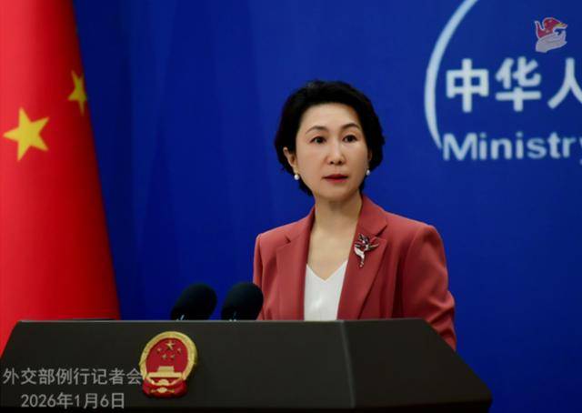 皇冠信用网押金多少_联合反美！俄潜艇为油轮护航皇冠信用网押金多少，猛烈轰炸美国工厂，中国向全球表态