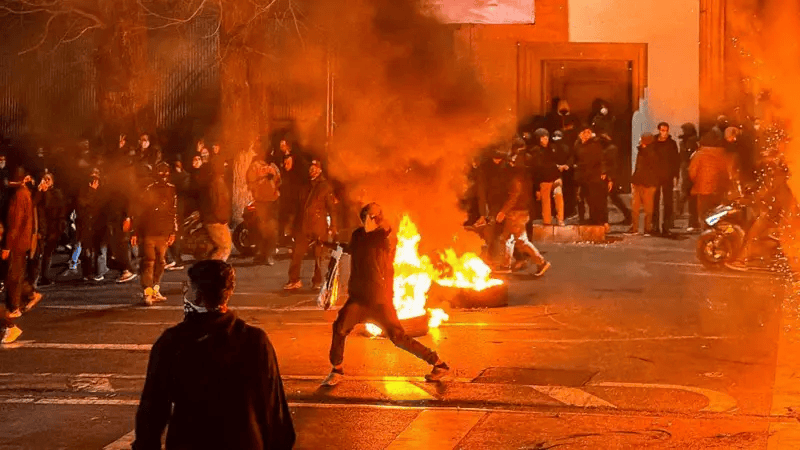 皇冠如何代理_外媒：伊朗暴力镇压抗议 已造成600多人死亡