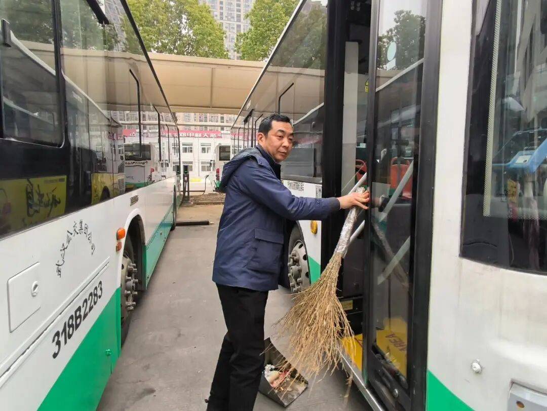 皇冠信用网会员账号_武汉男子坚持16年不熬夜不喝酒皇冠信用网会员账号，原因让人没想到……