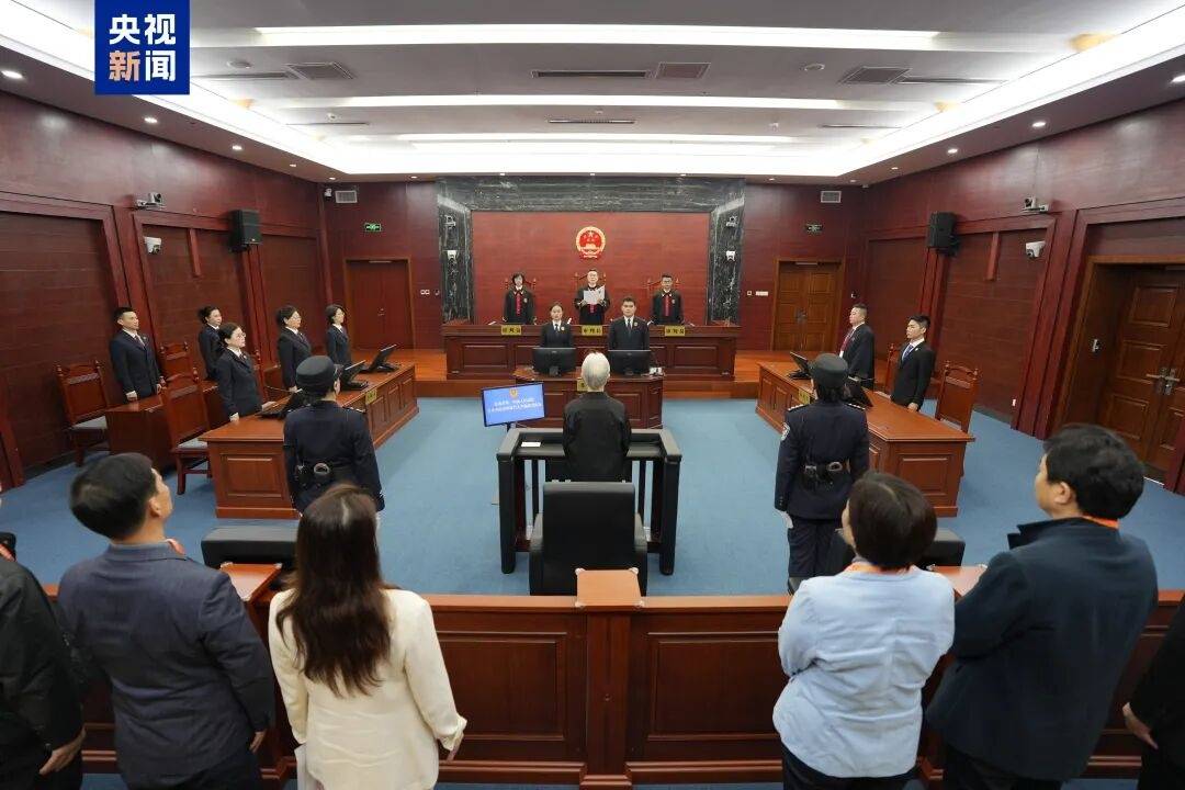 皇冠信用网账号注册_受贿1.17亿余元皇冠信用网账号注册,十四届全国政协人口资源环境委员会原副主任李微微一审被判无期