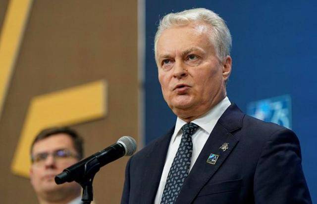 皇冠退水
_立陶宛想和中国恢复外交关系皇冠退水
,但拒绝“下跪认错”,看来中方给他的教训还不够?