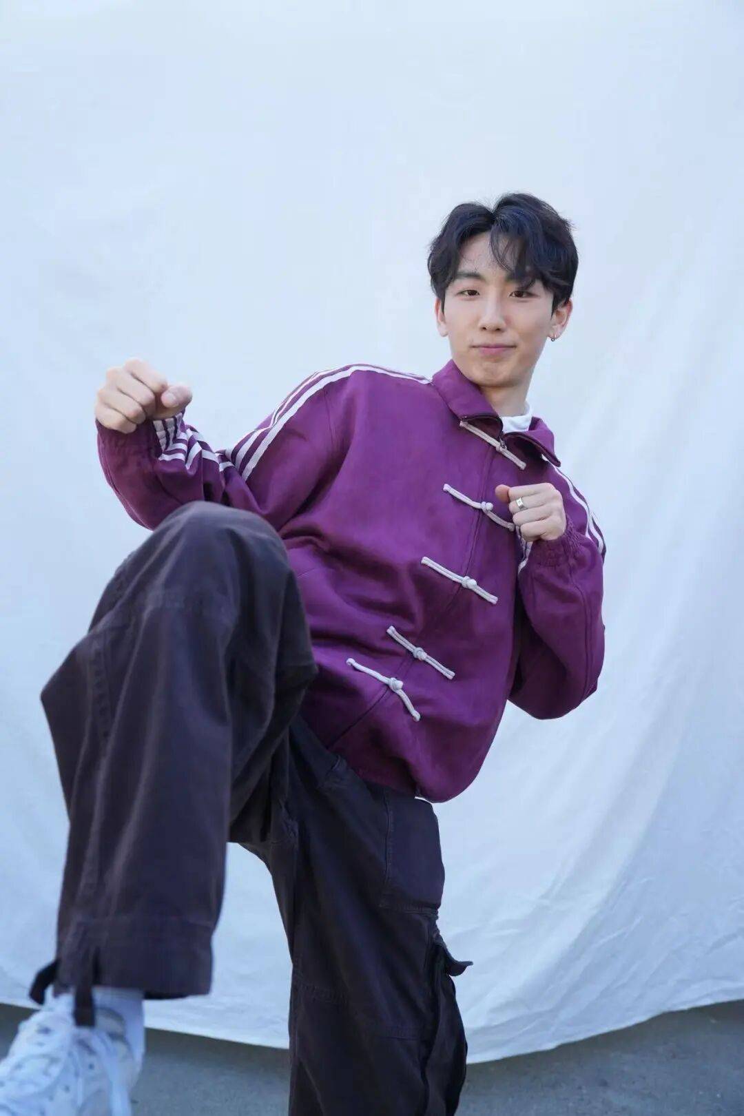 怎么开通皇冠信用网口 _“中韩混血上海人”火遍全网怎么开通皇冠信用网口 ，他才是真正的“多邻国”