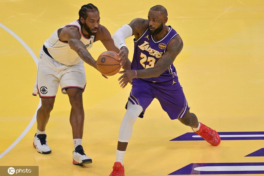 皇冠信用网怎么申请_曝勇士对詹姆斯小卡感兴趣 休赛期探索加盟可能性